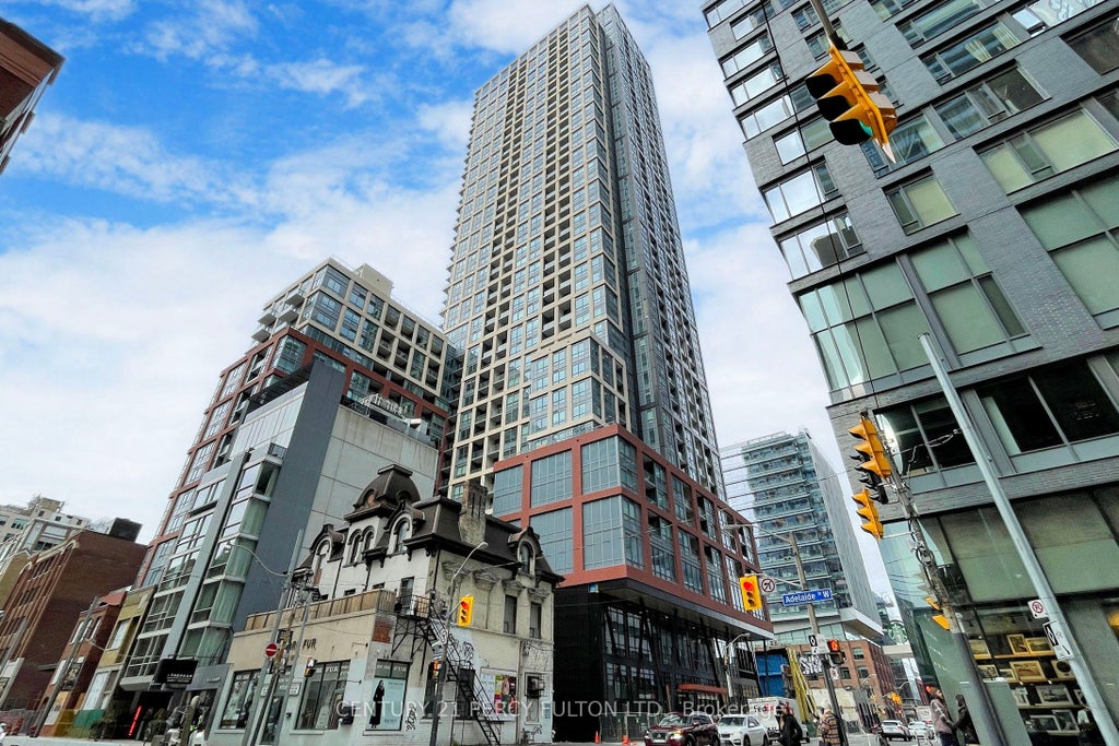 Photo of 108 Peter Street #4712, Toronto, ON M5V 0W2 (MLS # C13750134)