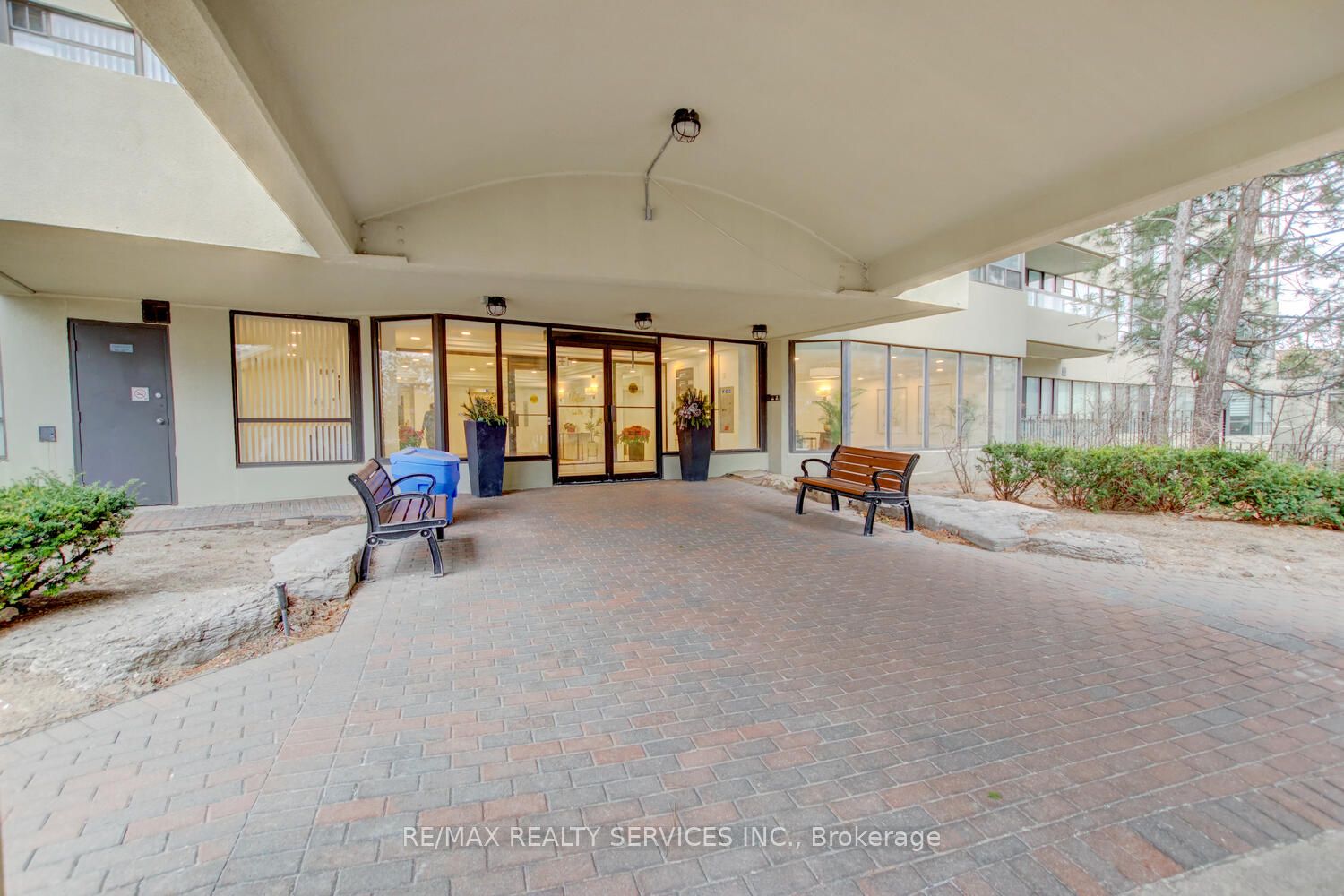 22 Hanover Road 205