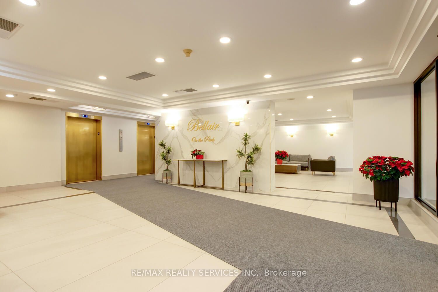 22 Hanover Road 205
