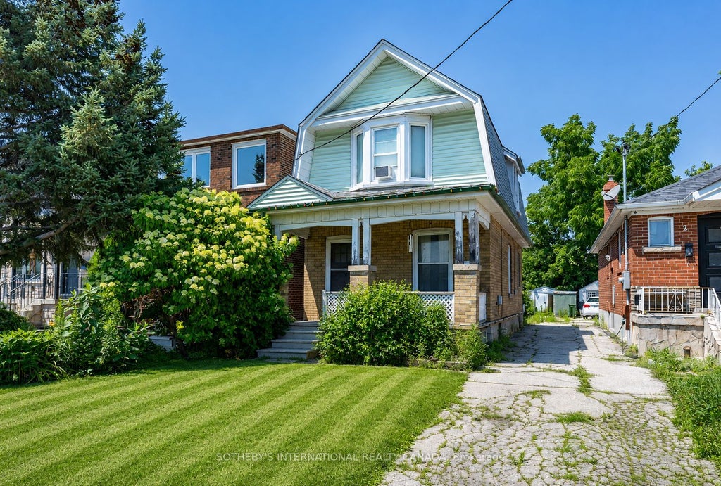 Photo of 4 Marshall Boulevard, Toronto, ON M6N 2R7 (MLS # W13577206)