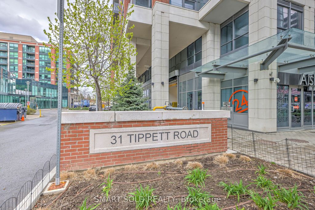 Photo of 31 Tippett Road #833, Toronto, ON M3H 2V1 (MLS # C13100312)