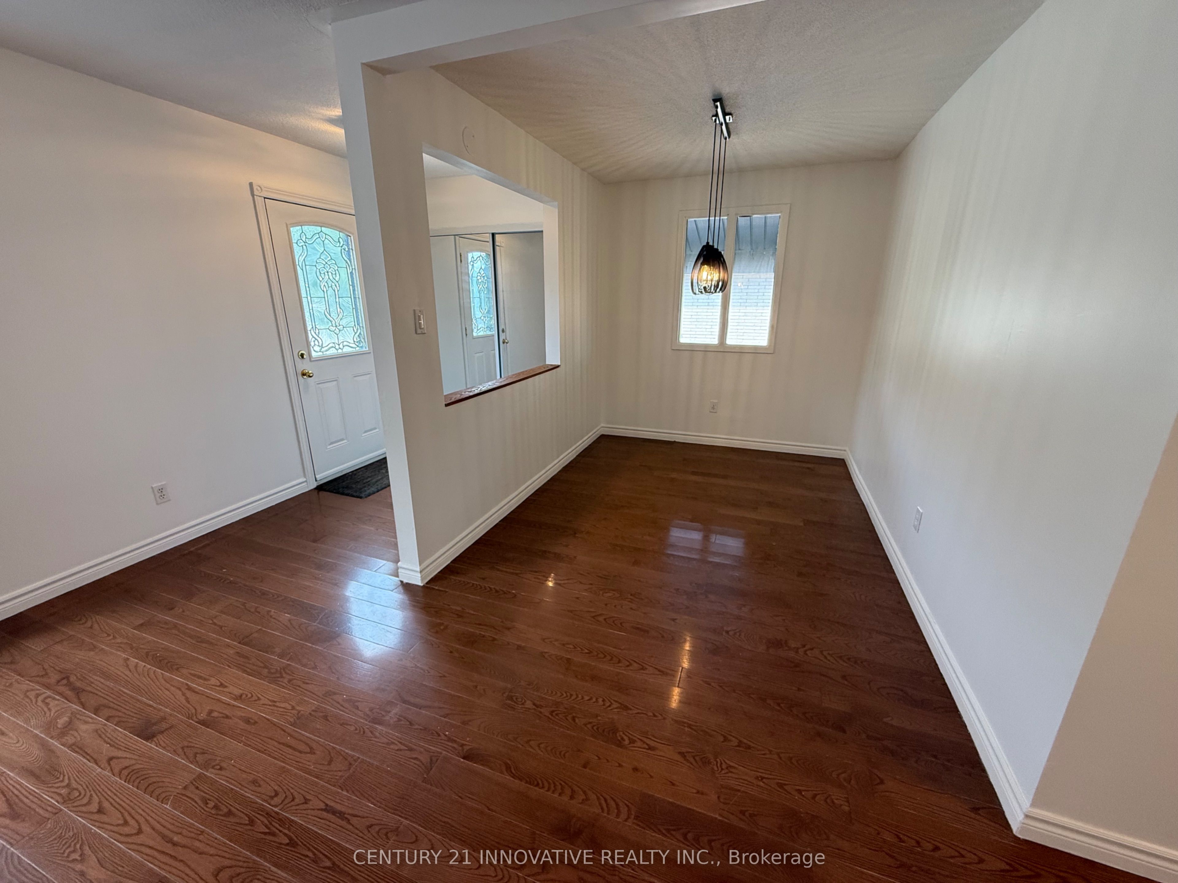 541 Chamberlain Road Upper