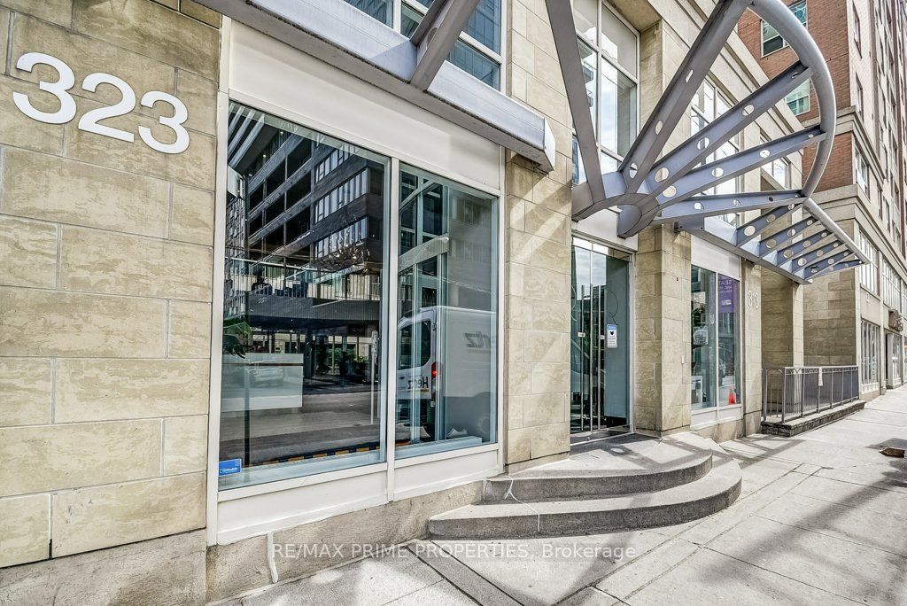 Photo of 323 E Richmond Street #1009, Toronto, ON M5A 4R3 (MLS # C13826574)