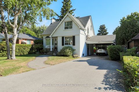 Photo of 125 Chine Drive, Toronto, ON M1M 2K8 (MLS # E12403153)