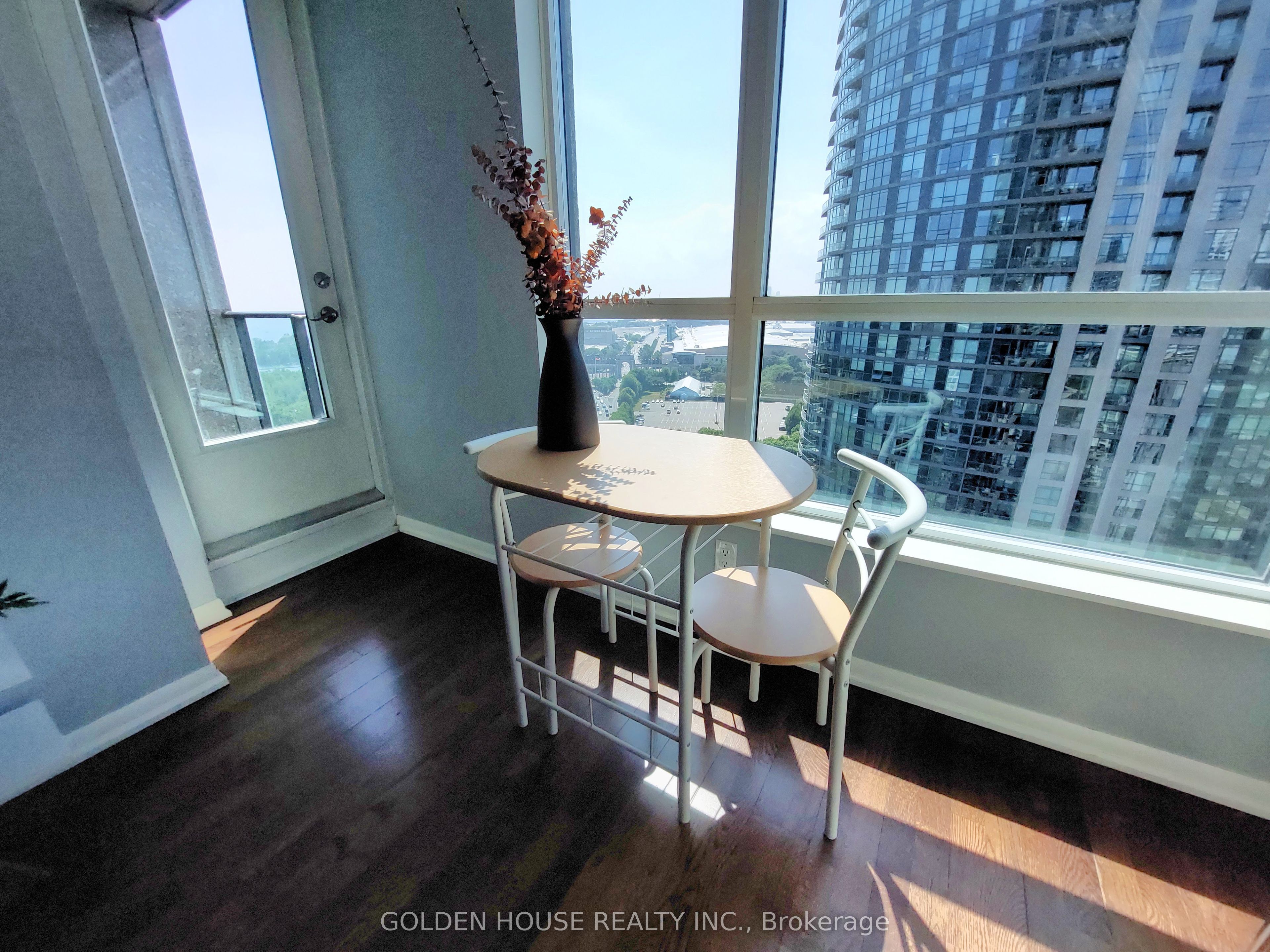 215 Fort York Boulevard 2309