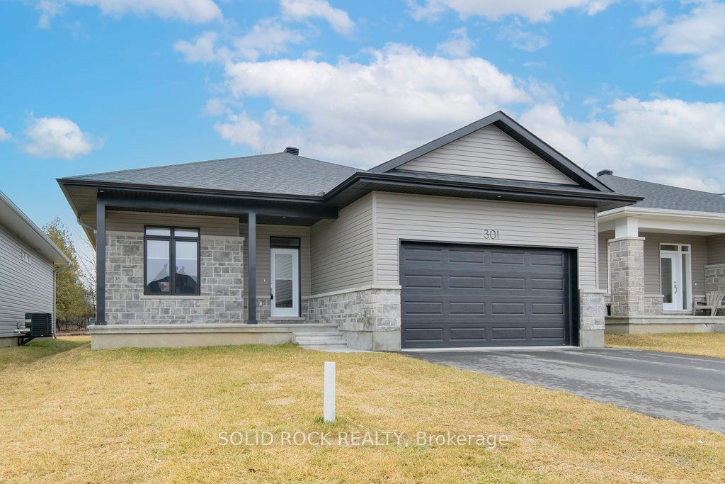 Photo of 301 Wood Avenue, Smiths Falls, ON K7A 5H4 (MLS # X12645492)