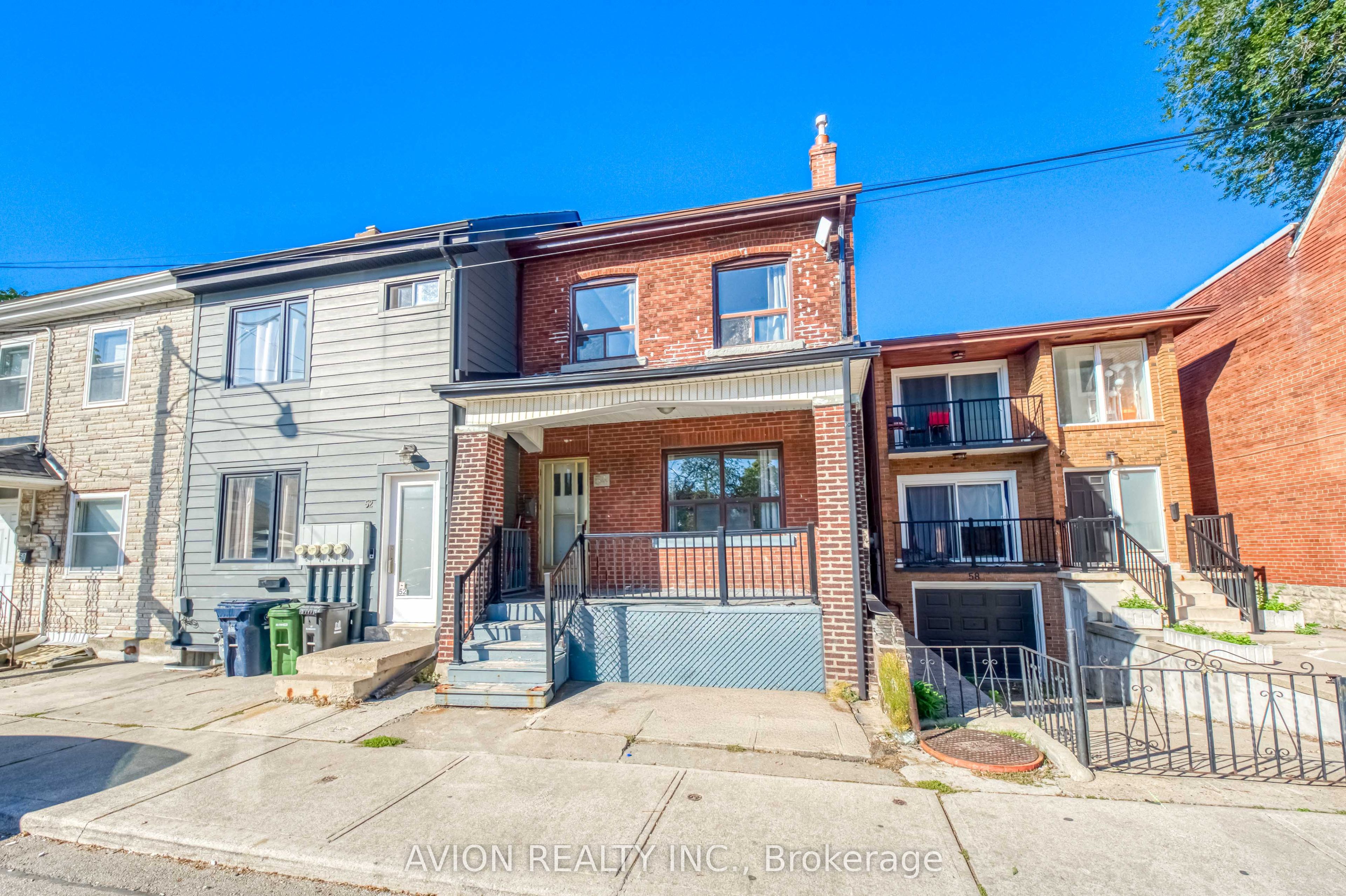 54 Ryerson Avenue