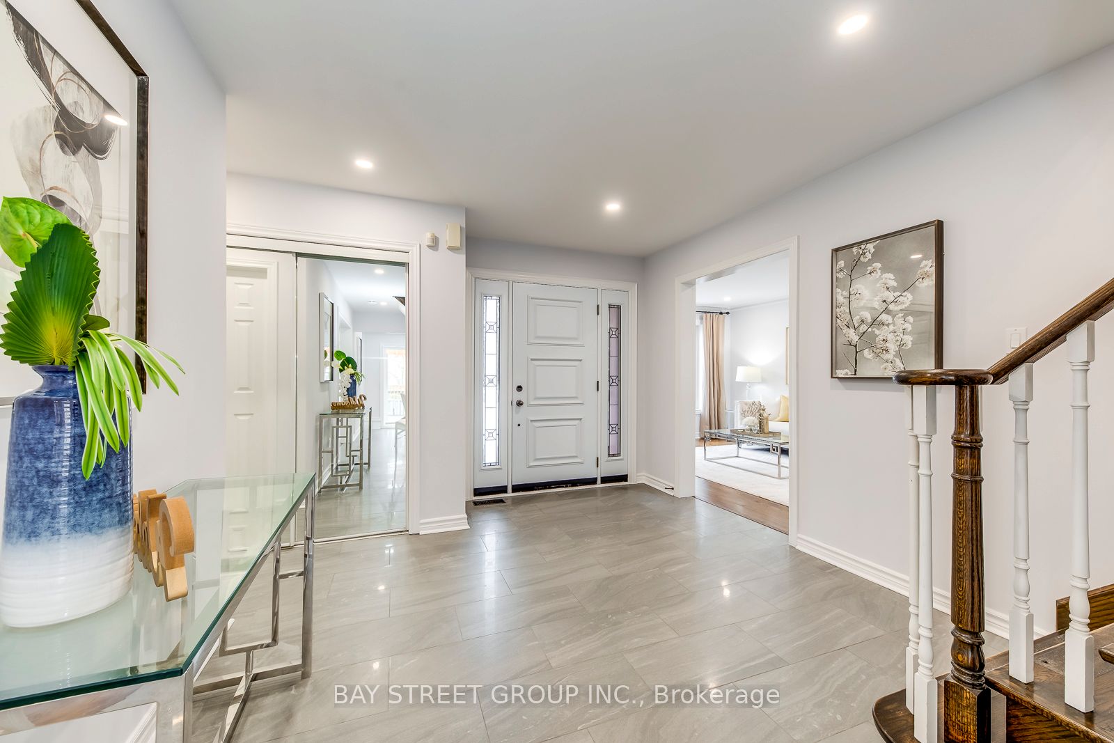 1122 Lambton Drive