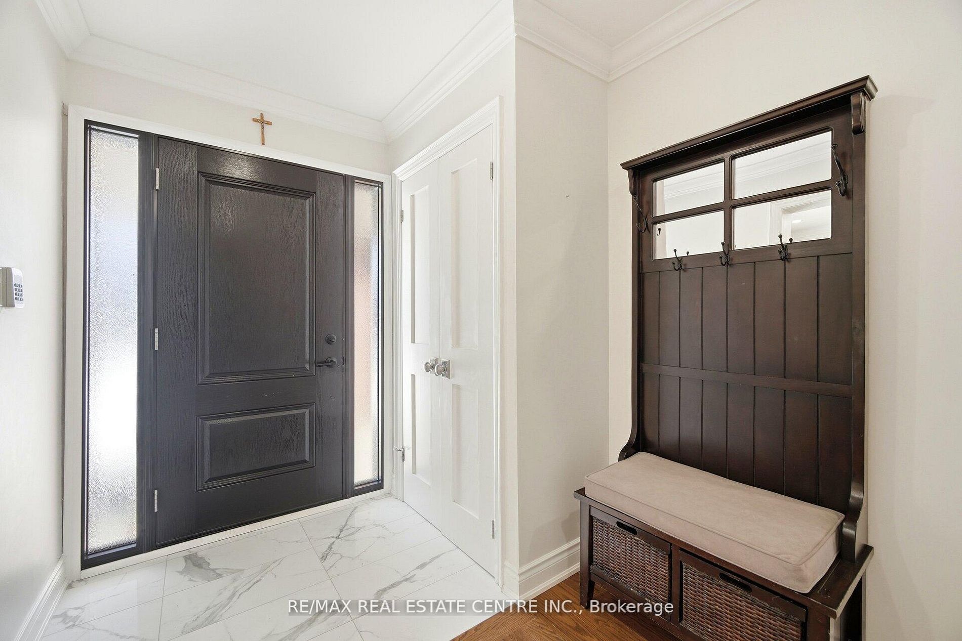 4253 Marblethorne Court