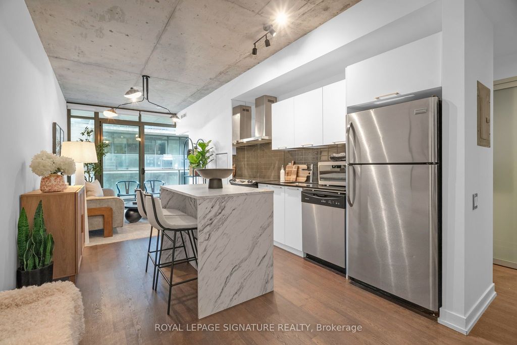 Photo of 650 King Street W #804, Toronto, ON M5V 0H6 (MLS # C12461617)
