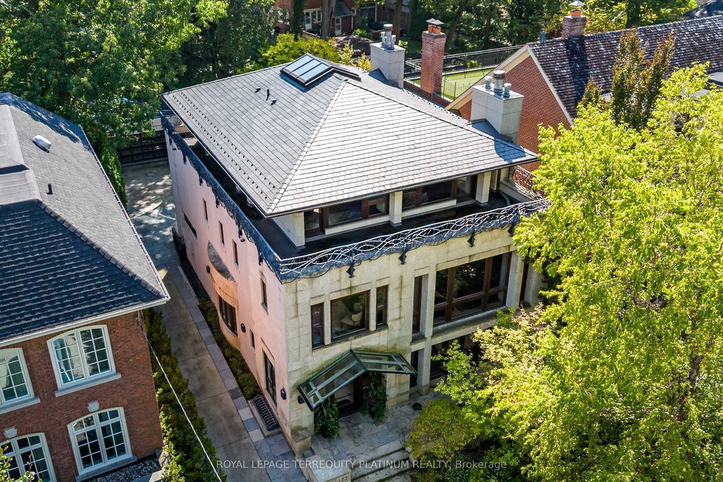 Photo of 177 Roxborough Drive, Toronto, ON M4W 1X7 (MLS # C12464026)