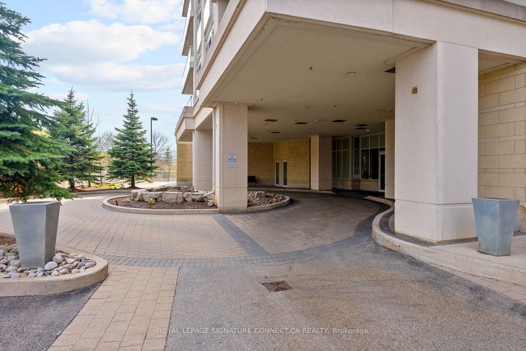 Photo of 3865 Lake Shore Boulevard W #207, Toronto, ON M8W 1R4 (MLS # W12732096)