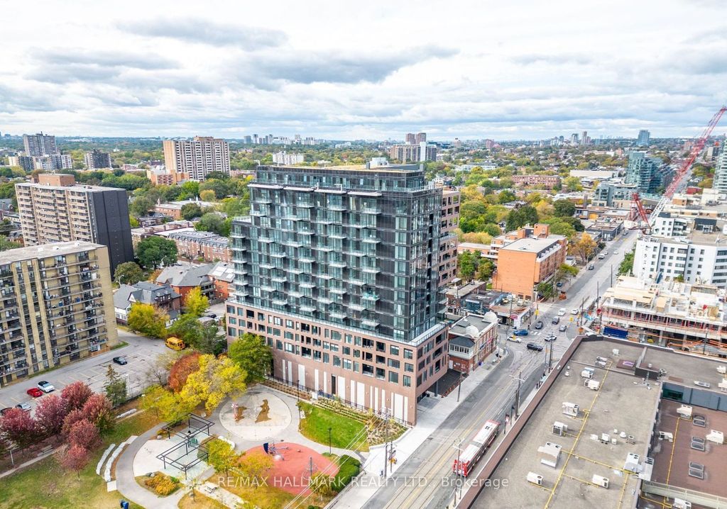 Photo of 270 Dufferin Street #402, Toronto, ON M6K 0H8 (MLS # W12630768)