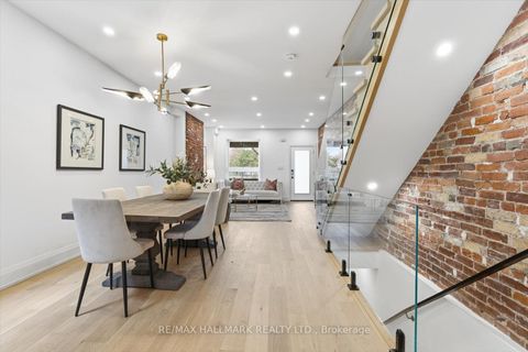 51 Withrow Avenue Toronto ON M4K 1C8