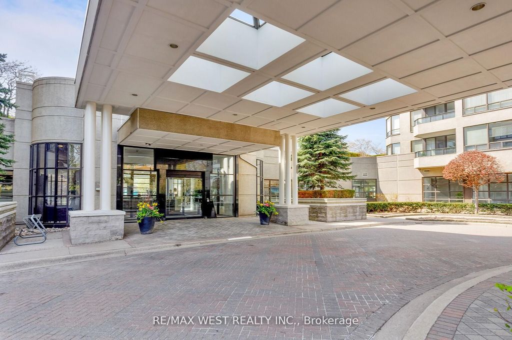 Photo of 1 Aberfoyle Crescent #411, Toronto, ON M8X 2X8 (MLS # W13150614)