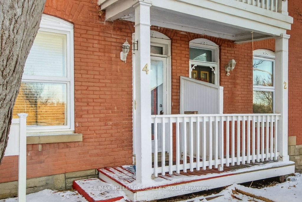 Photo of 4 Lower Charlotte Street W, Lower Town - Sandy Hill, ON K1N 8K1 (MLS # X12606884)