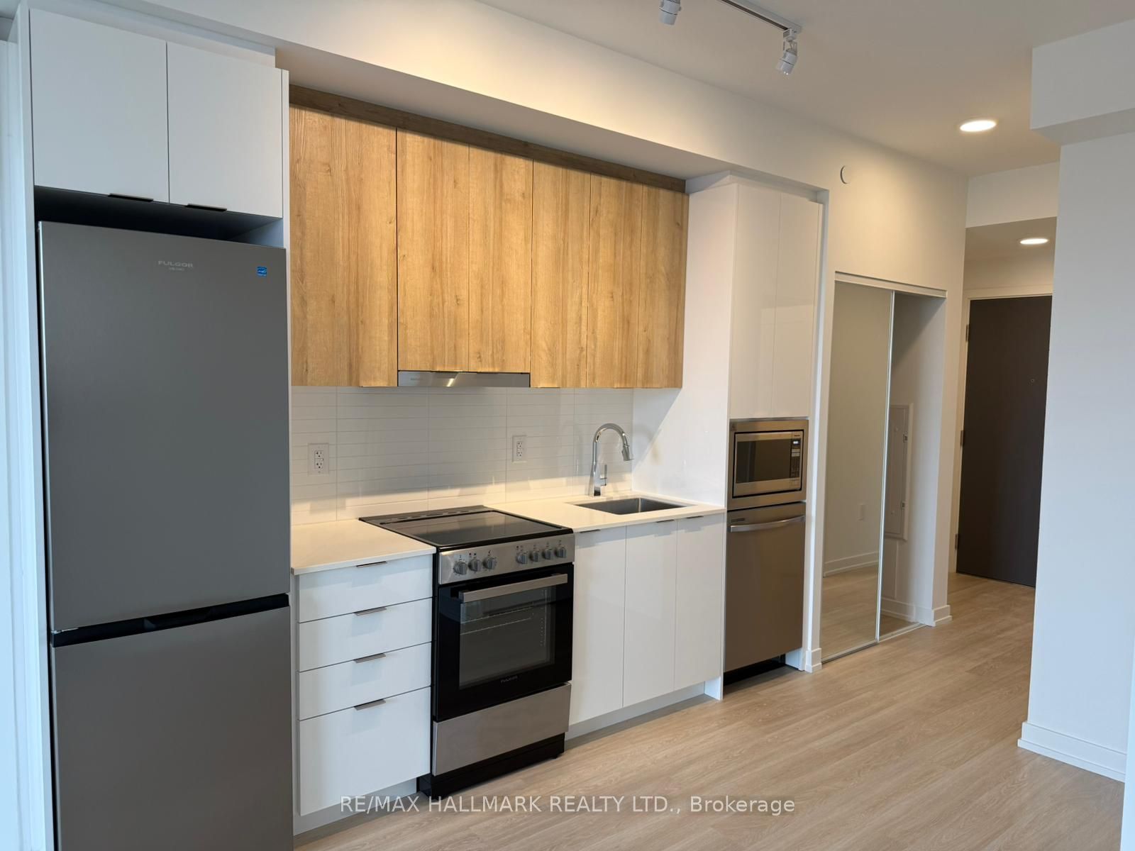 9751 Markham Road 311