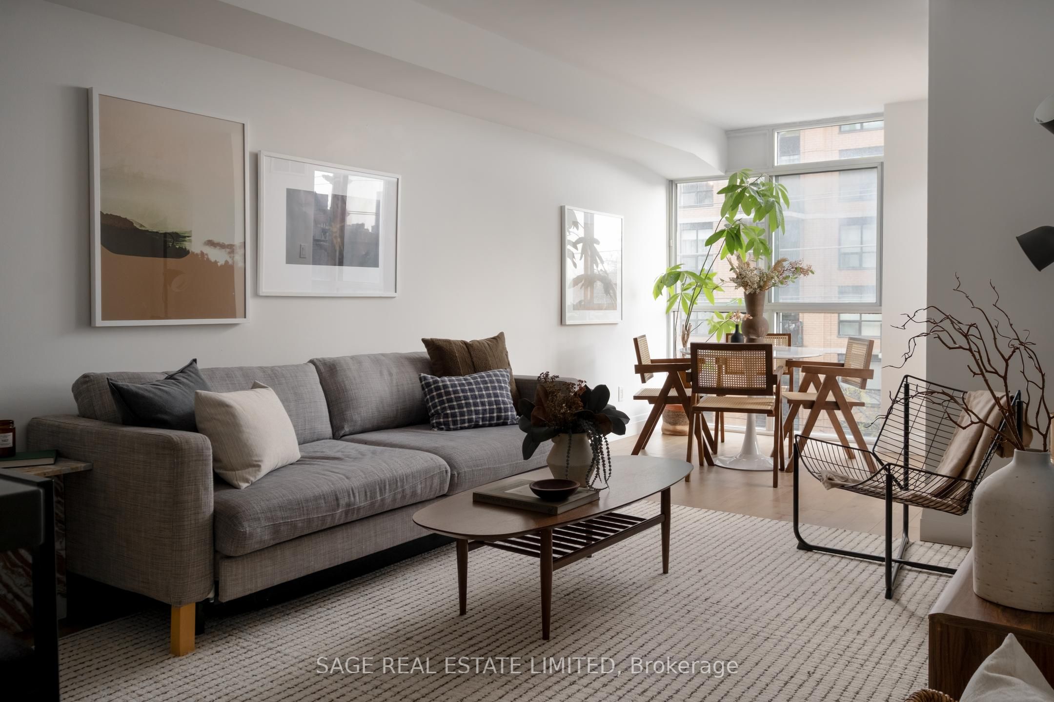 801 King Street W 420