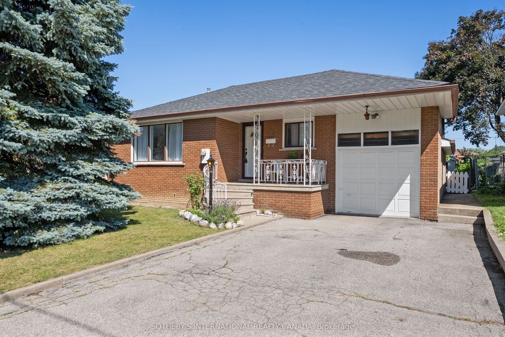 Photo of 76 Lawnside Drive, Toronto, ON M6L 1Z7 (MLS # W12298256)