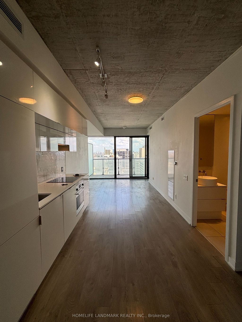 Photo of 185 Roehampton Avenue #1209, Toronto, ON M4P 0C6 (MLS # C12958626)