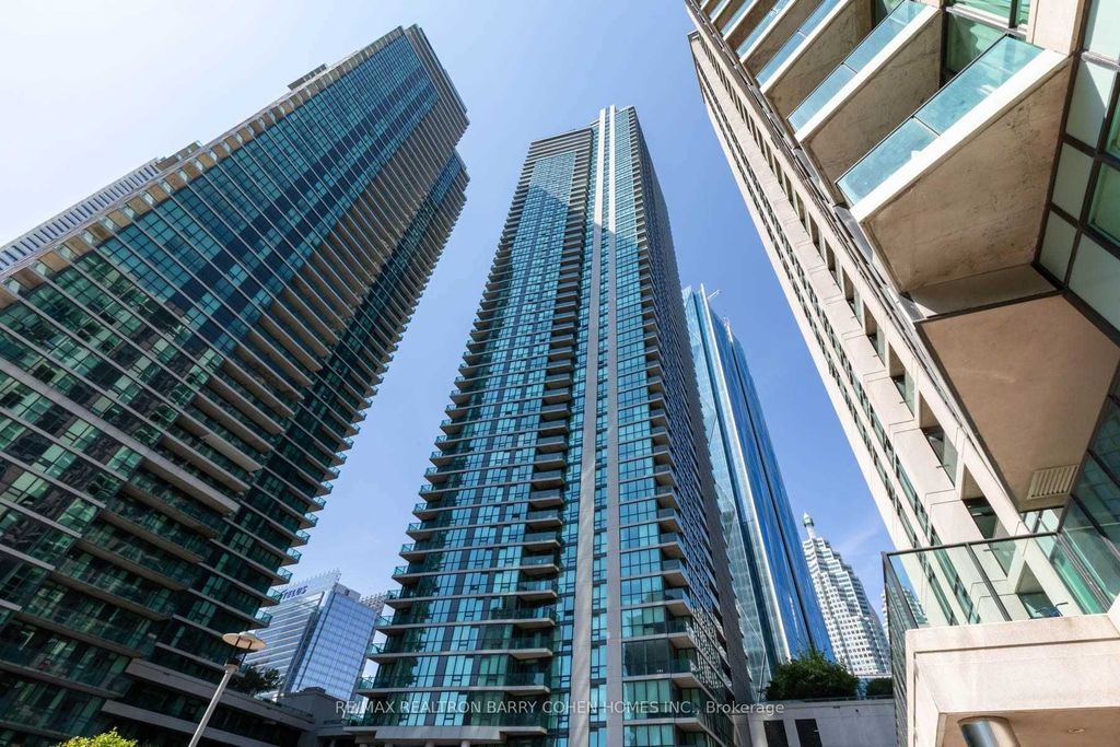 Photo of 16 Harbour Street #5101, Toronto, ON M5J 2Z7 (MLS # C12435978)
