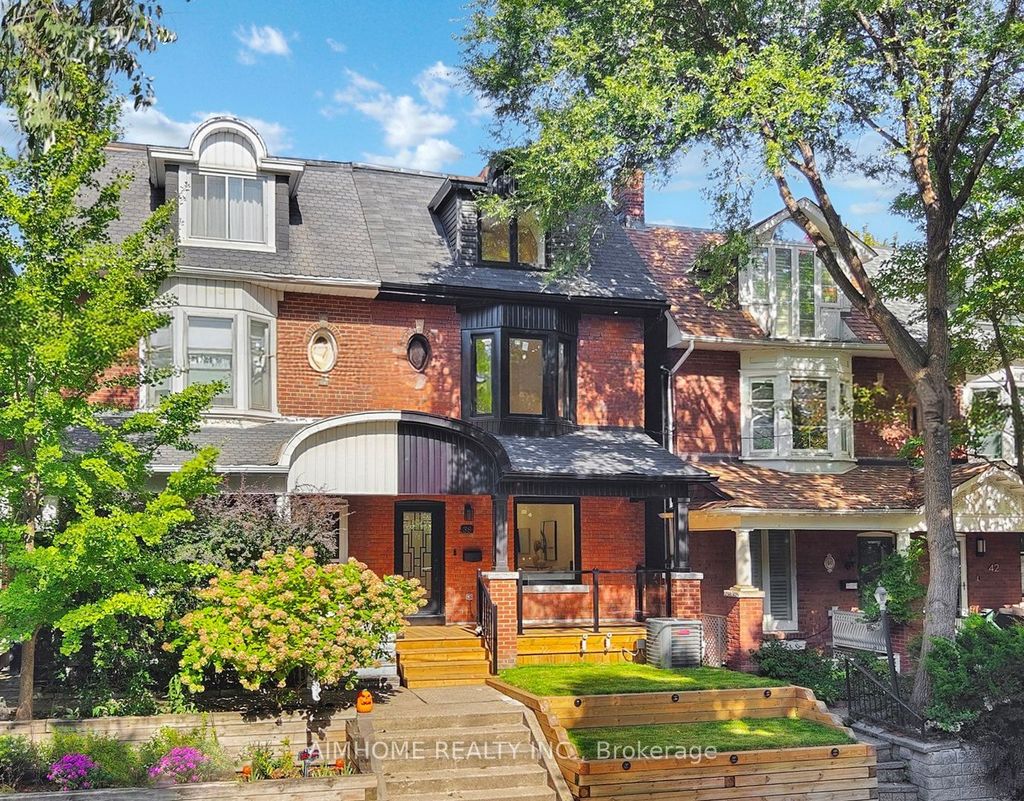 Photo of 38 Sparkhall Avenue, Toronto, ON M4K 1G5 (MLS # E12485661)