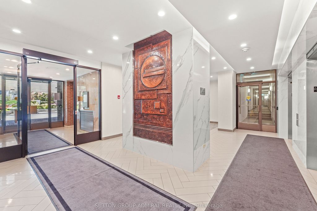 Photo of 270 Scarlett Road #1001, Toronto, ON M6N 4X7 (MLS # W12446421)