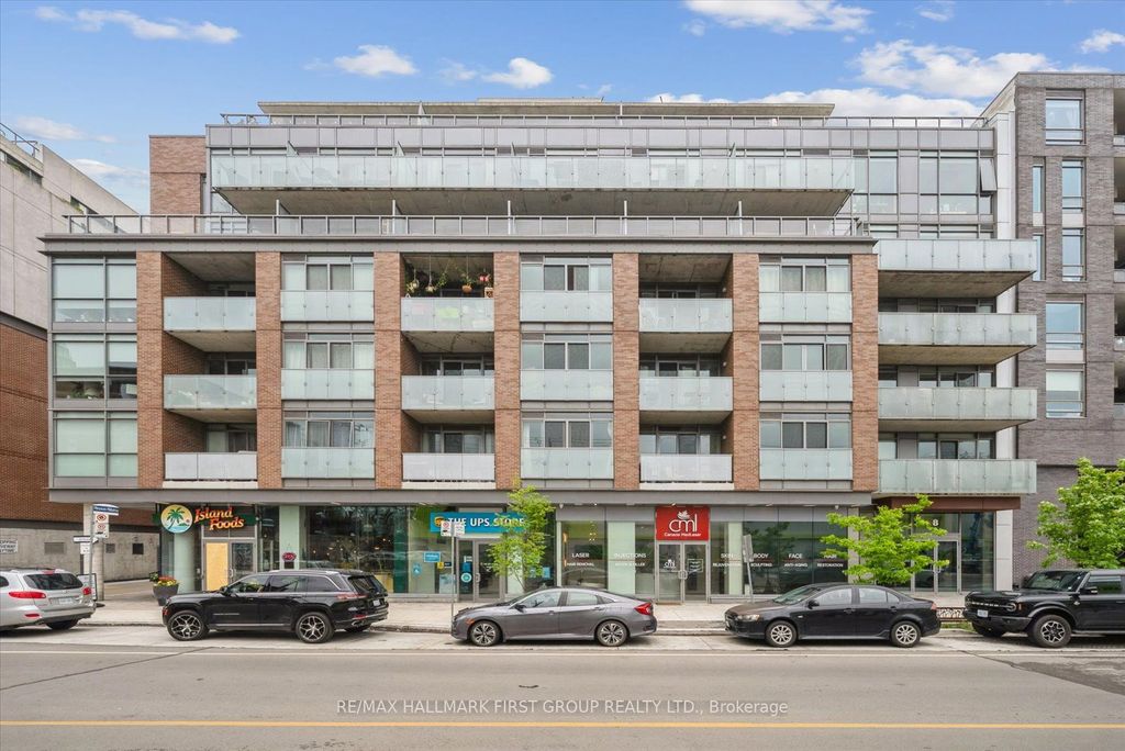 Photo of 8 Gladstone Avenue #602, Toronto, ON M6J 0B3 (MLS # C12184346)