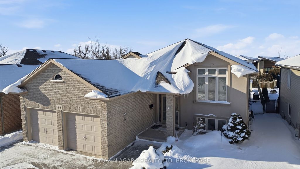 Photo of 129 Wellbrook Avenue, Welland, ON L3C 7M8 (MLS # X12715286)