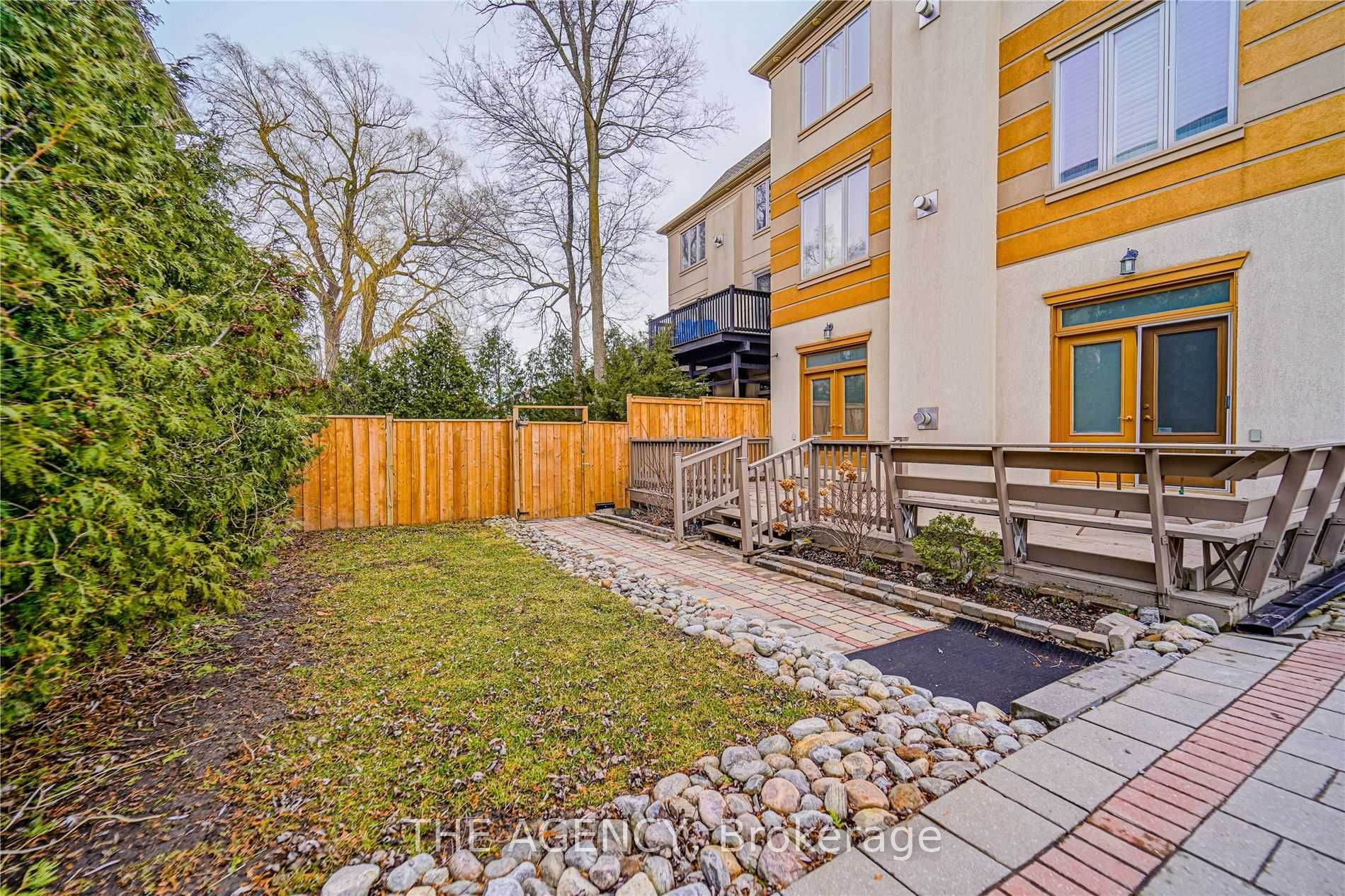 83 Elm Avenue Main Floor
