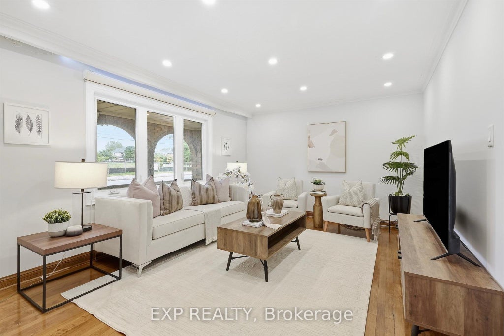 Photo of 21 Wallasey Avenue, Toronto, ON M9M 1E1 (MLS # W13795928)