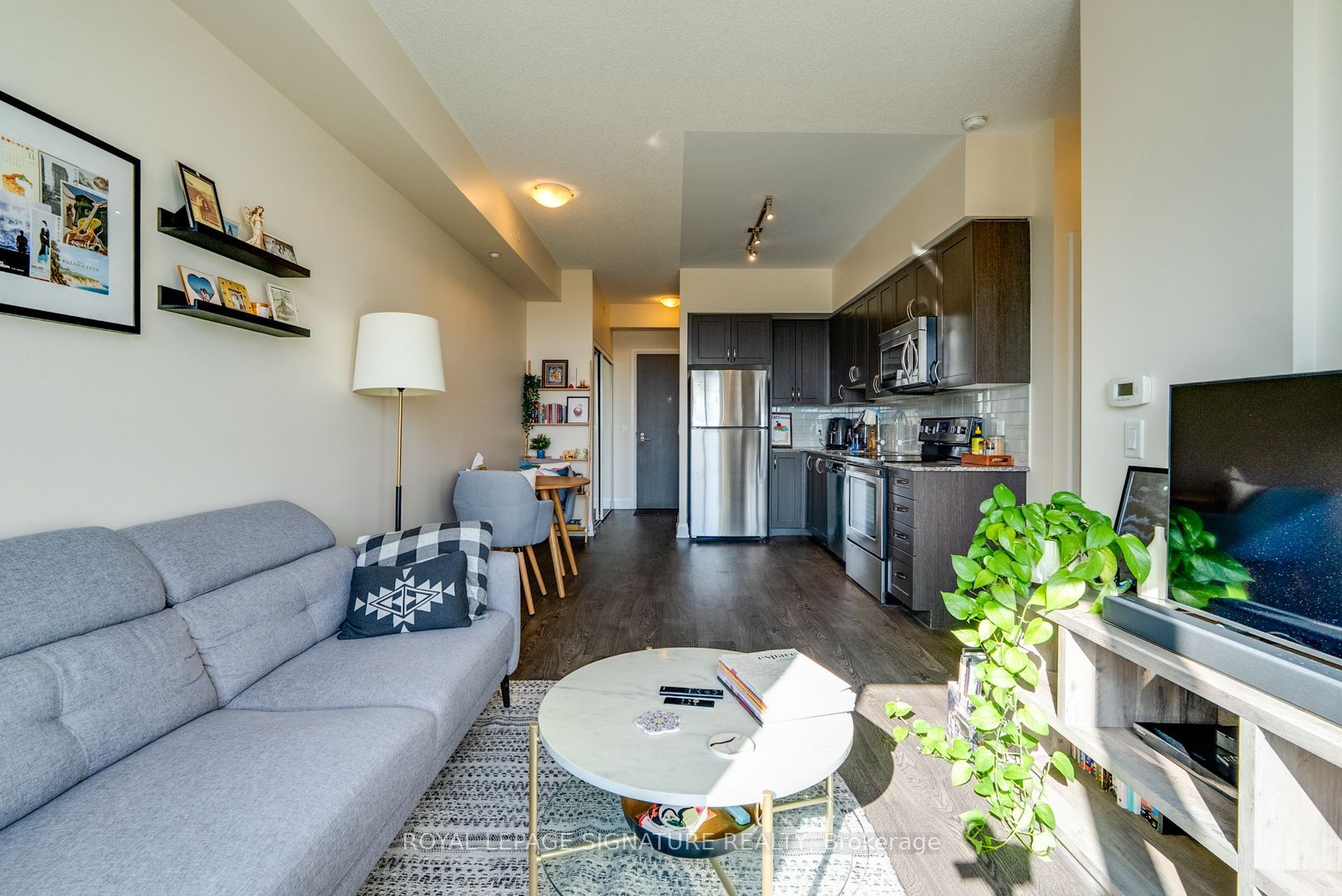 7900 Bathurst Street 518