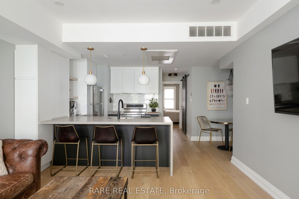 Photo of 11 Niagara Street #21, Toronto, ON M5V 1C2 (MLS # C13795446)