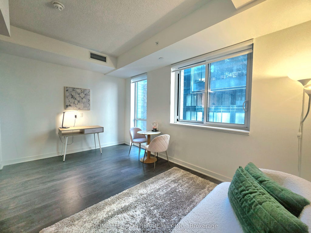 Photo of 115 Blue Jays Way #705, Toronto, ON M5V 0N4 (MLS # C13661048)