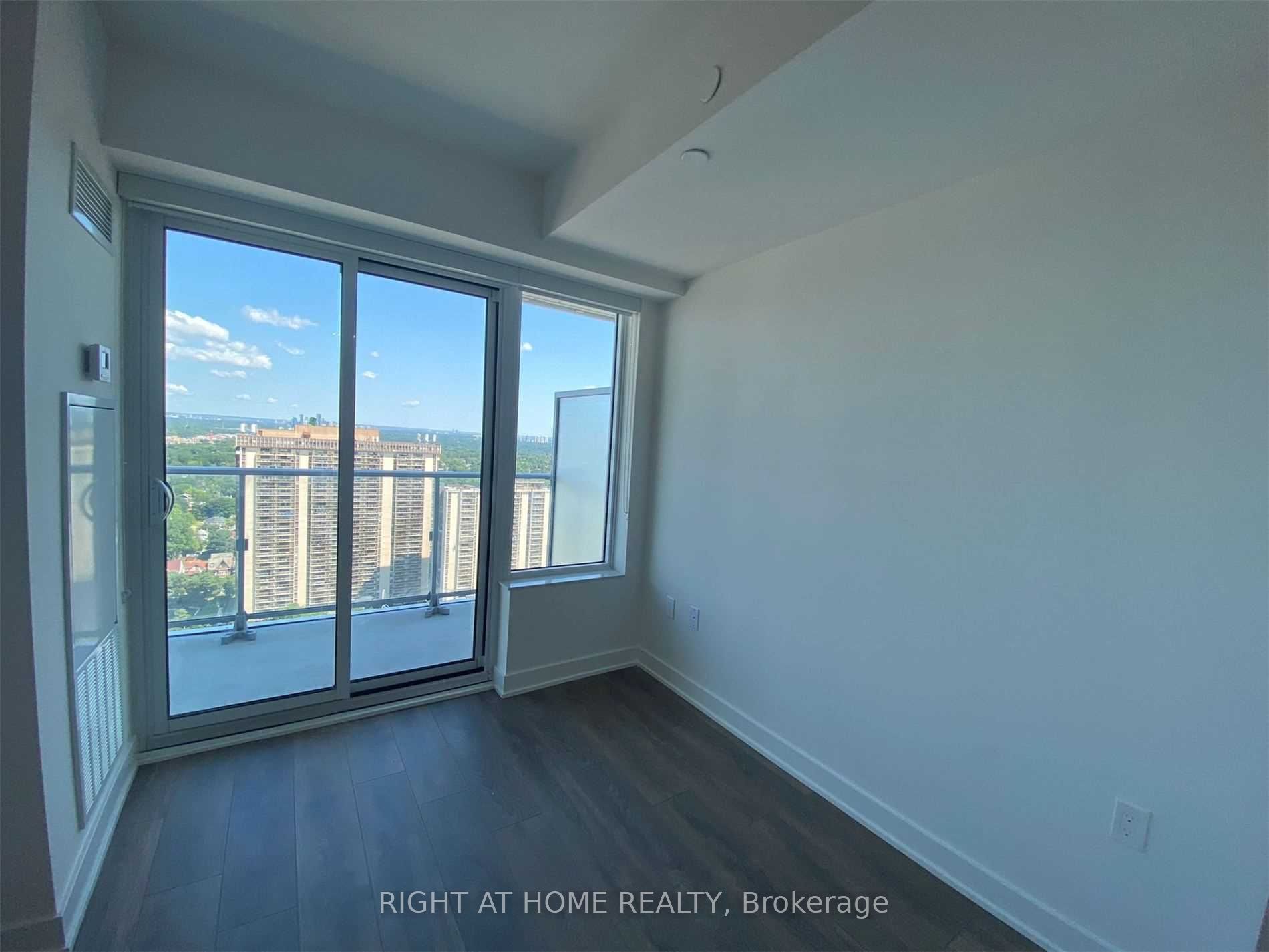 99 Broadway Avenue 3101