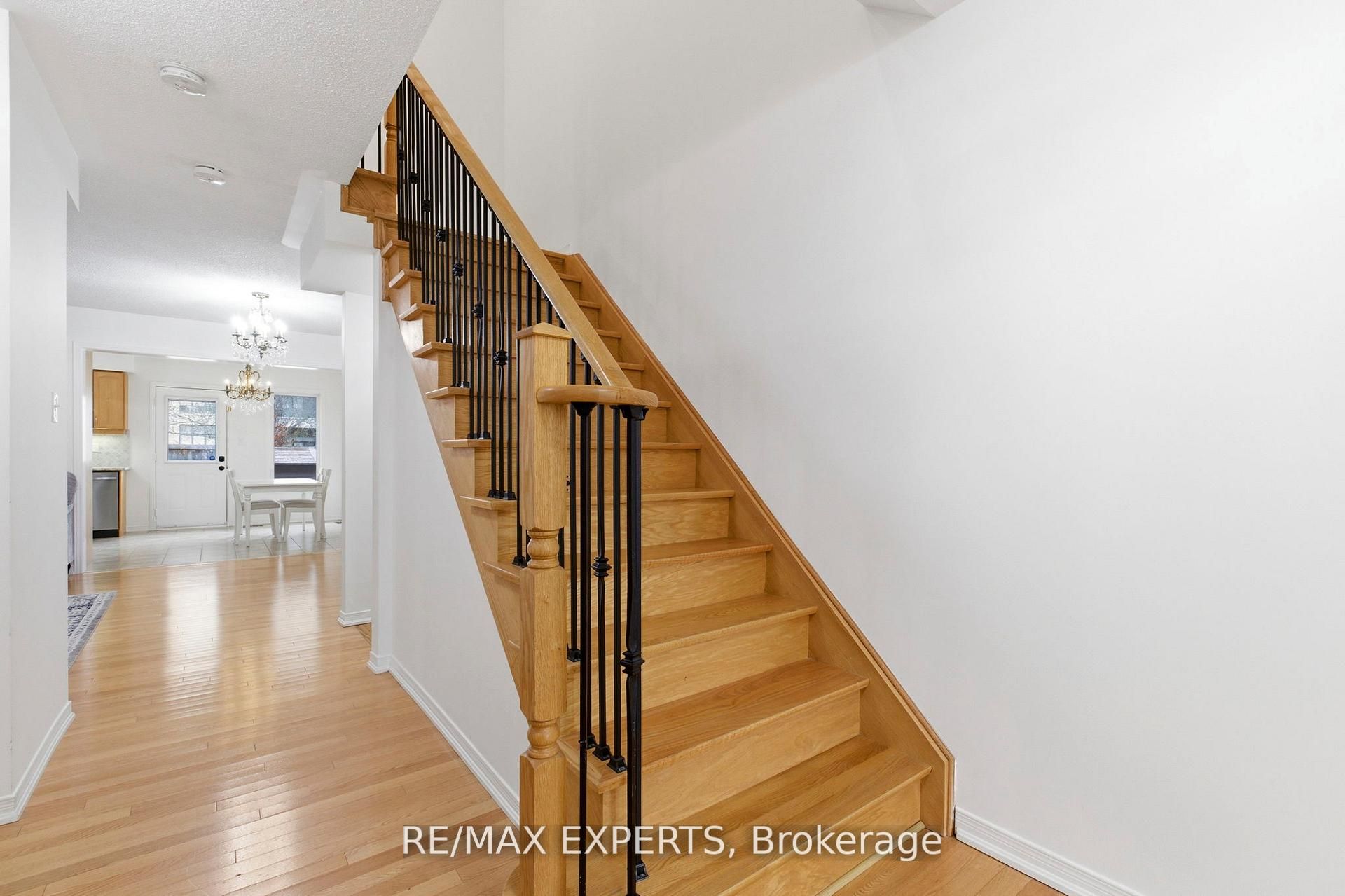 117 Revelstoke Crescent