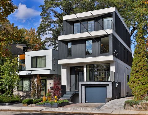 22 Duart Park Road Toronto ON M4E 1J2