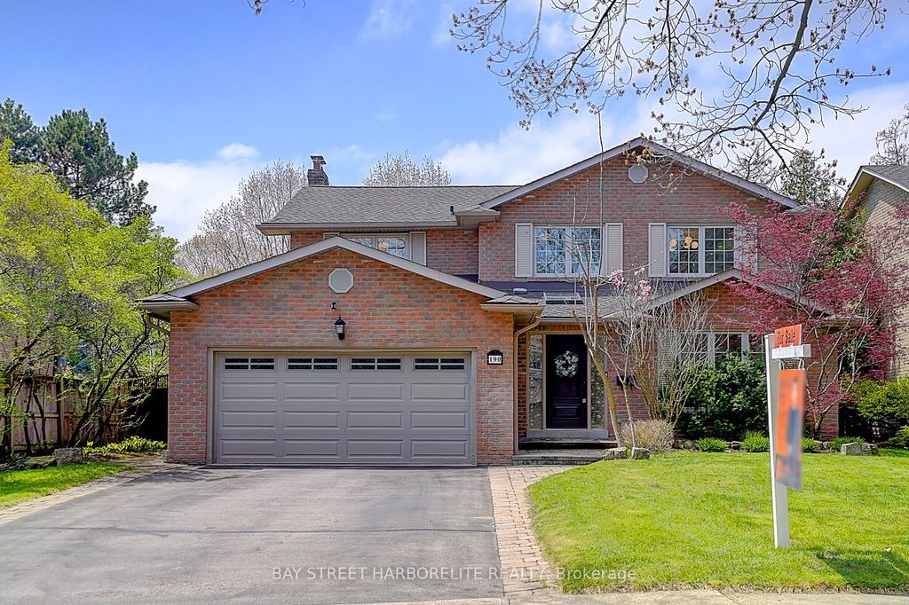 Photo of 190 Digby Road, Oakville, ON L6J 6C7 (MLS # W13125888)