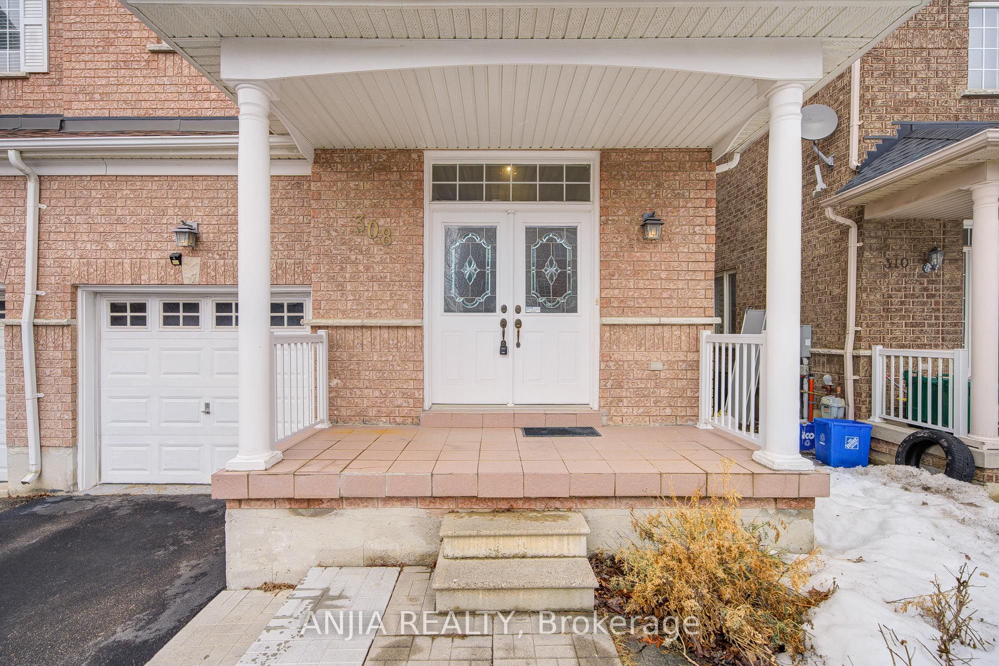 308 Caboto Trail