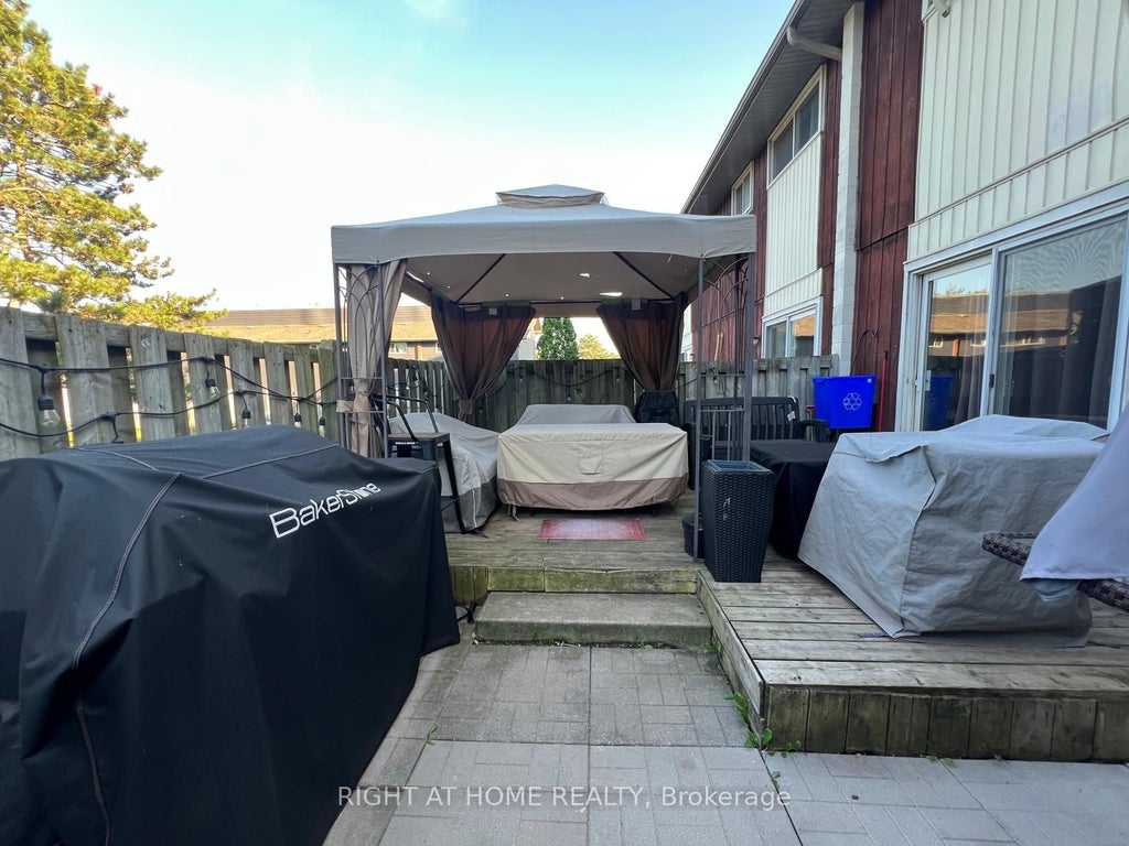 Photo of 135 Chalmers Street S #81, Cambridge, ON N1R 6M2 (MLS # X14079726)