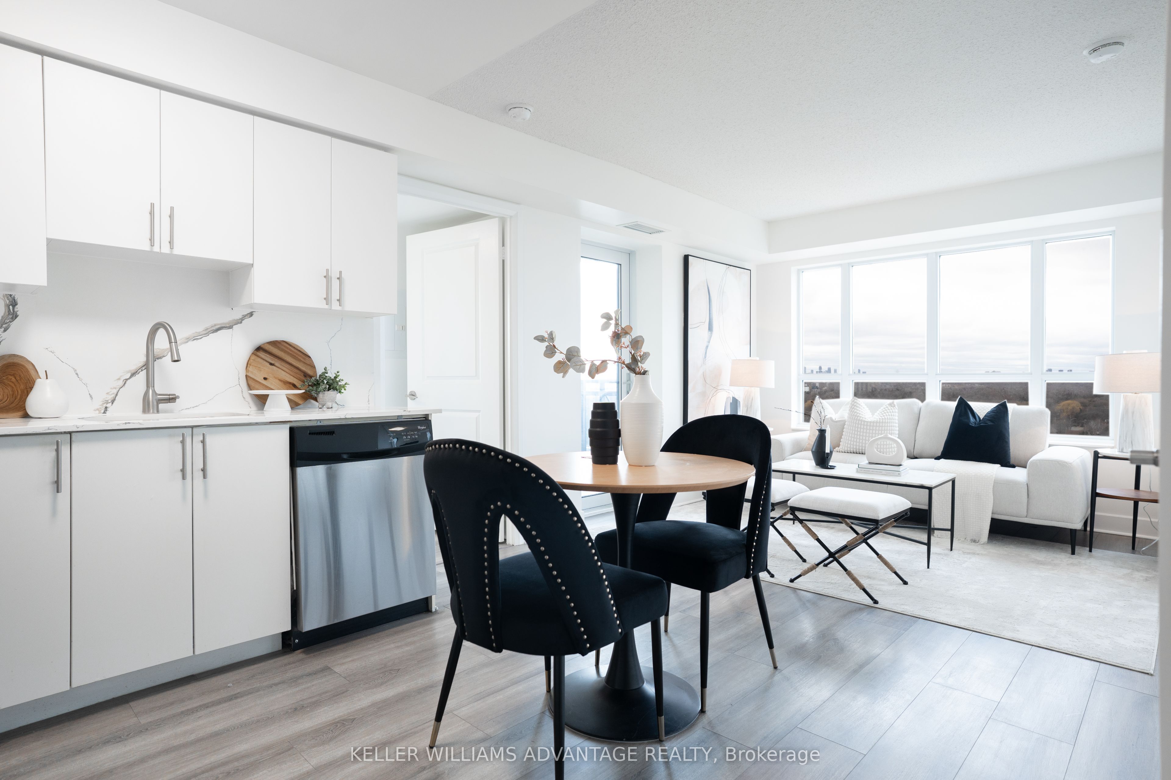 6 Eva Road 1008