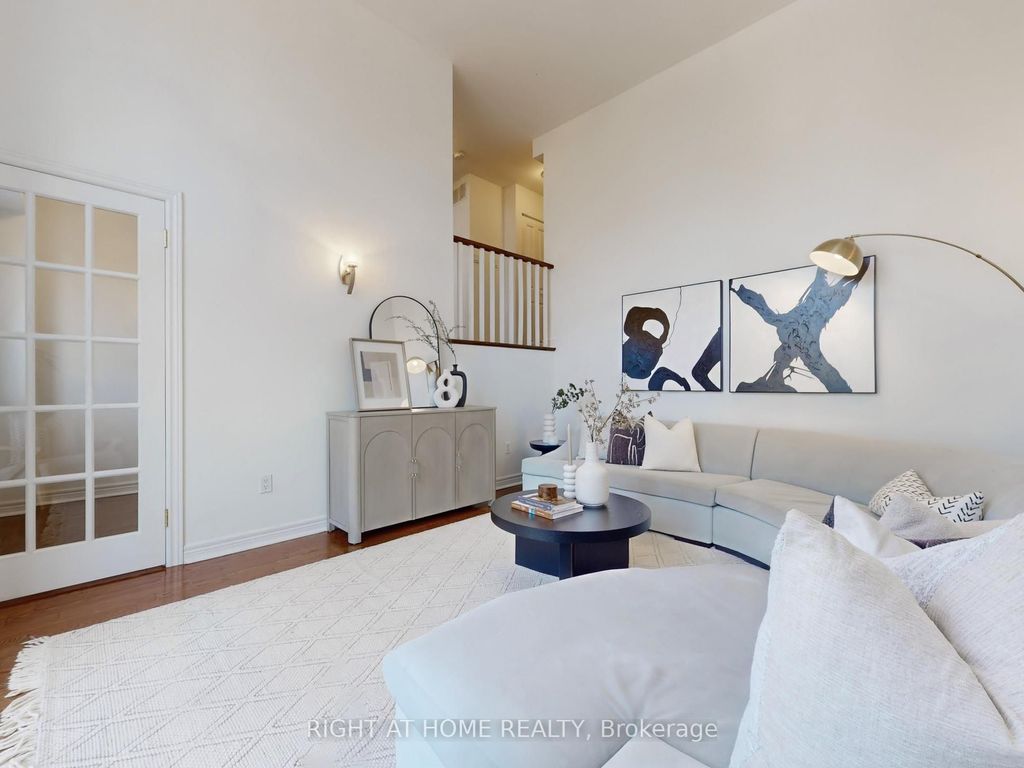 Photo of 1021 Craven Road, Toronto, ON M4J 4V7 (MLS # E13134886)