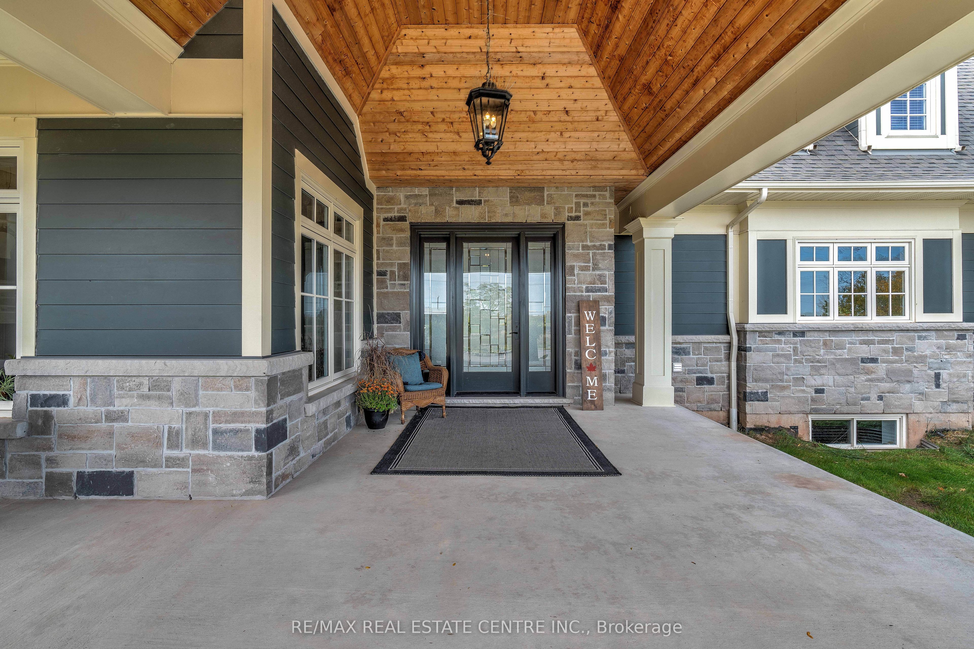4496 Henderson Road
