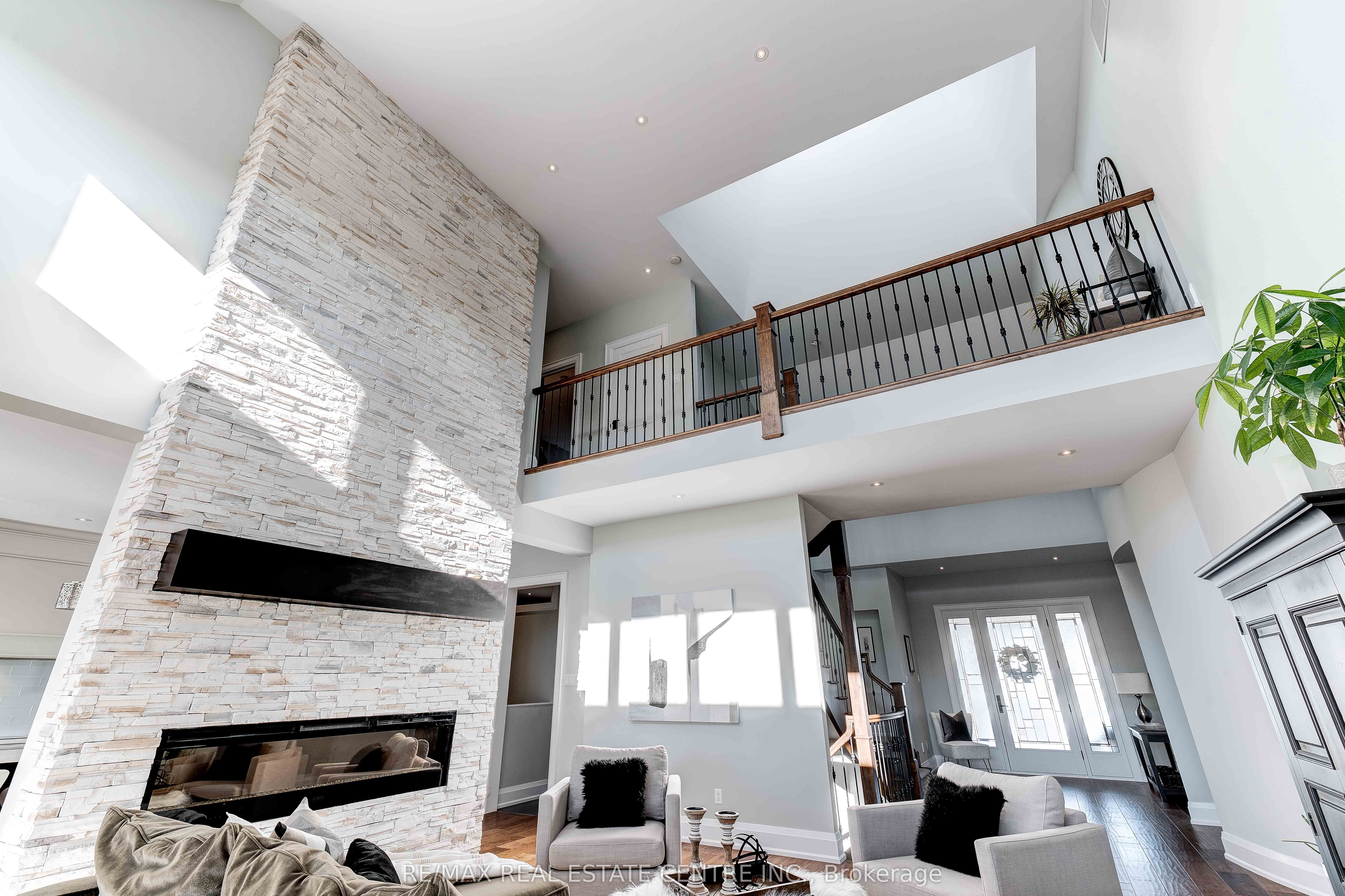 4496 Henderson Road