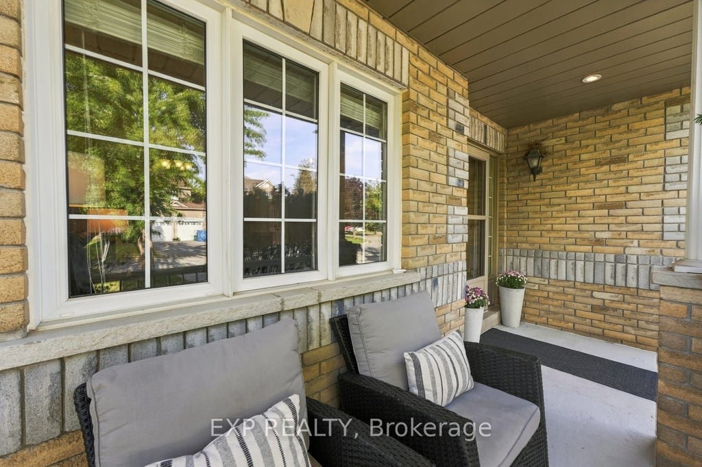 Photo of 36 Saltzburg Crescent, Georgina, ON L4P 4H3 (MLS # N13798914)