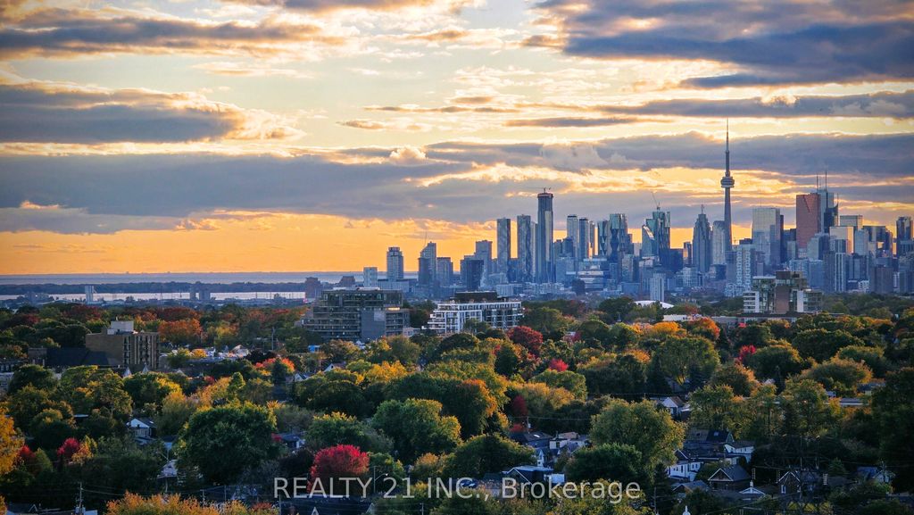 Photo of 5 Massey Square #2103, Toronto, ON M4C 5L6 (MLS # E12988314)