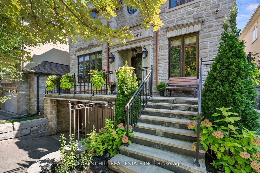 Photo of 669 Bedford Park Avenue, Toronto, ON M5M 1K4 (MLS # C12432571)