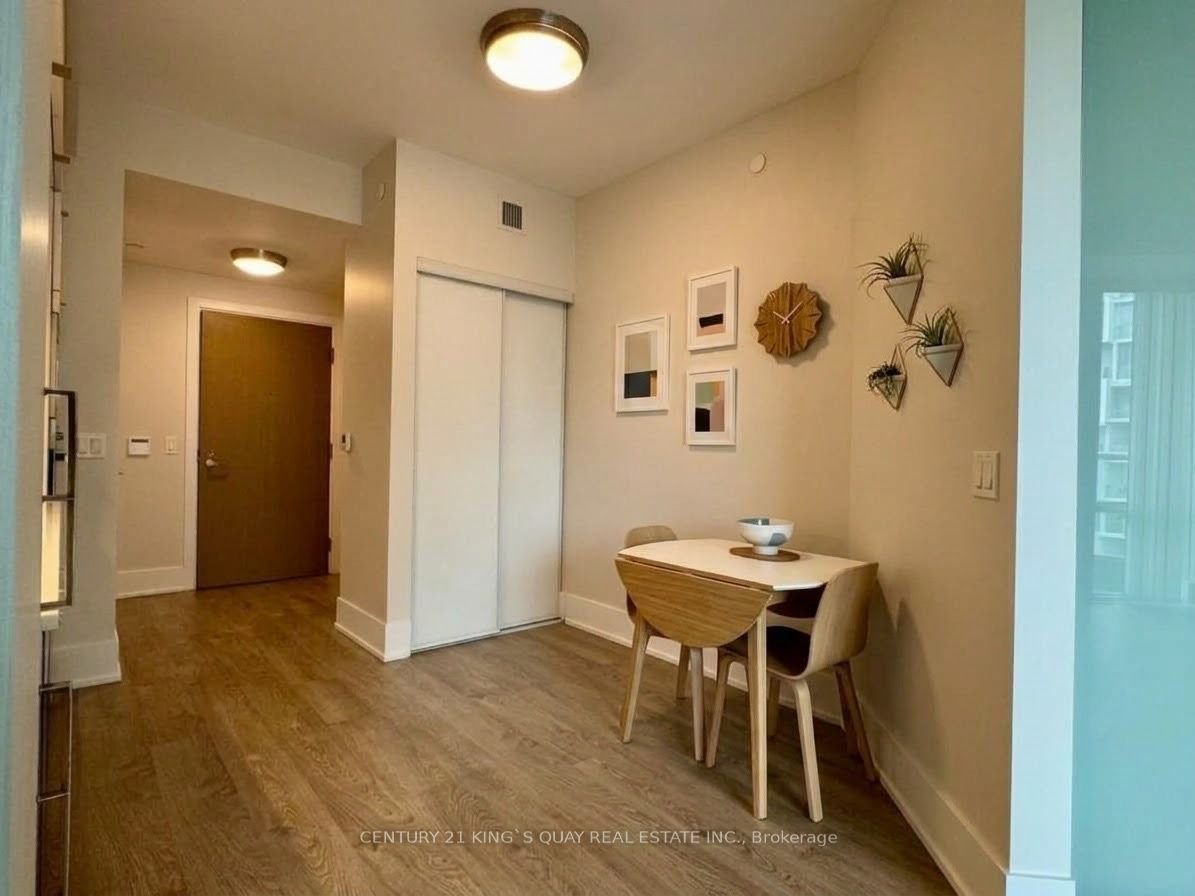 1 Edgewater Drive 820