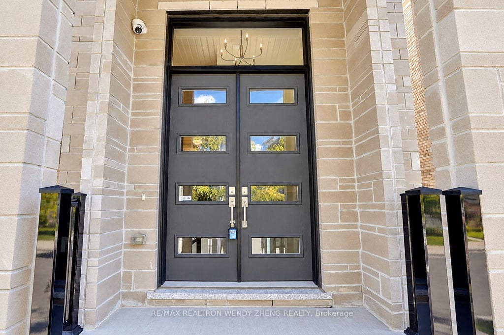 Photo of 11 Hollyhock Court, Toronto, ON M3B 0B4 (MLS # C13822302)