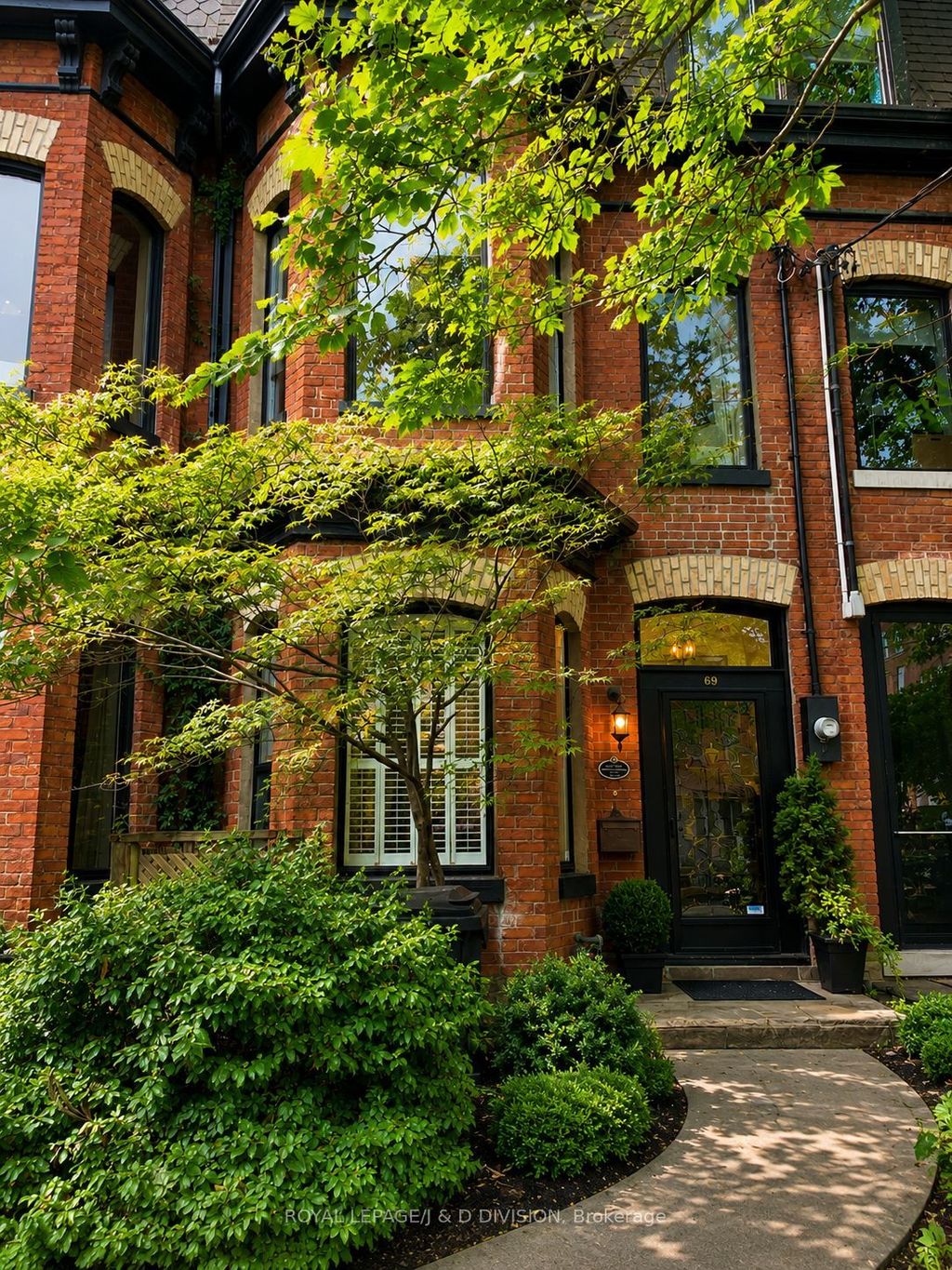 Photo of 69 Sullivan Street, Toronto, ON M5T 1C2 (MLS # C13098480)